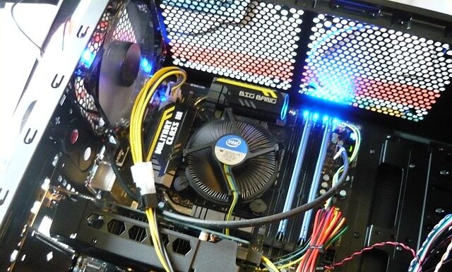 Co to jest CPU i GPU? Co to jest CPU i GPU?